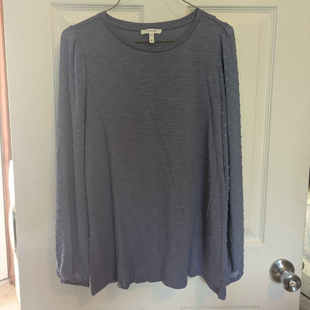 Maurices Size Medium Blue Long Sleeved Shirt w/ Lace and Elastic Cuffs Shirt